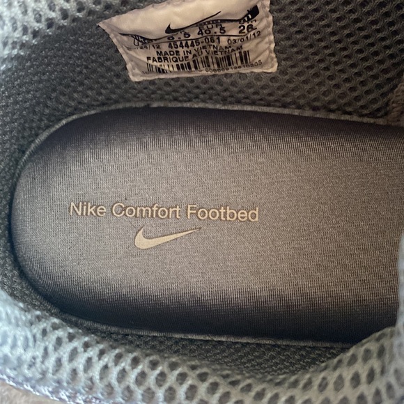 Women’s Nike In Season Training Shoes - Picture 8 of 9